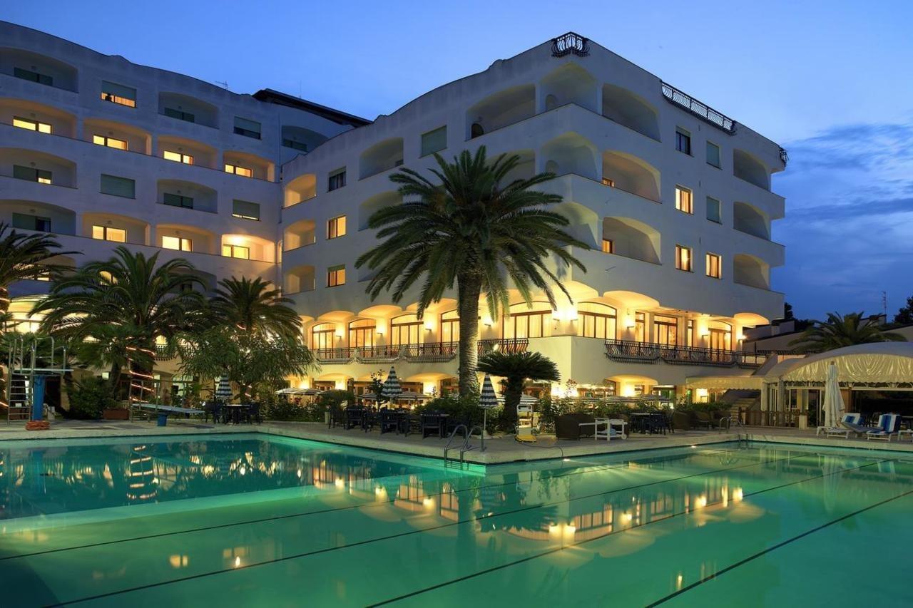 Grand Hotel Don Juan Giulianova Esterno foto