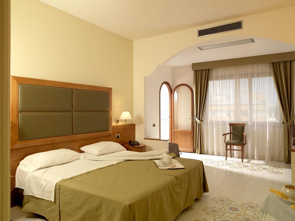 Grand Hotel Don Juan Giulianova Esterno foto
