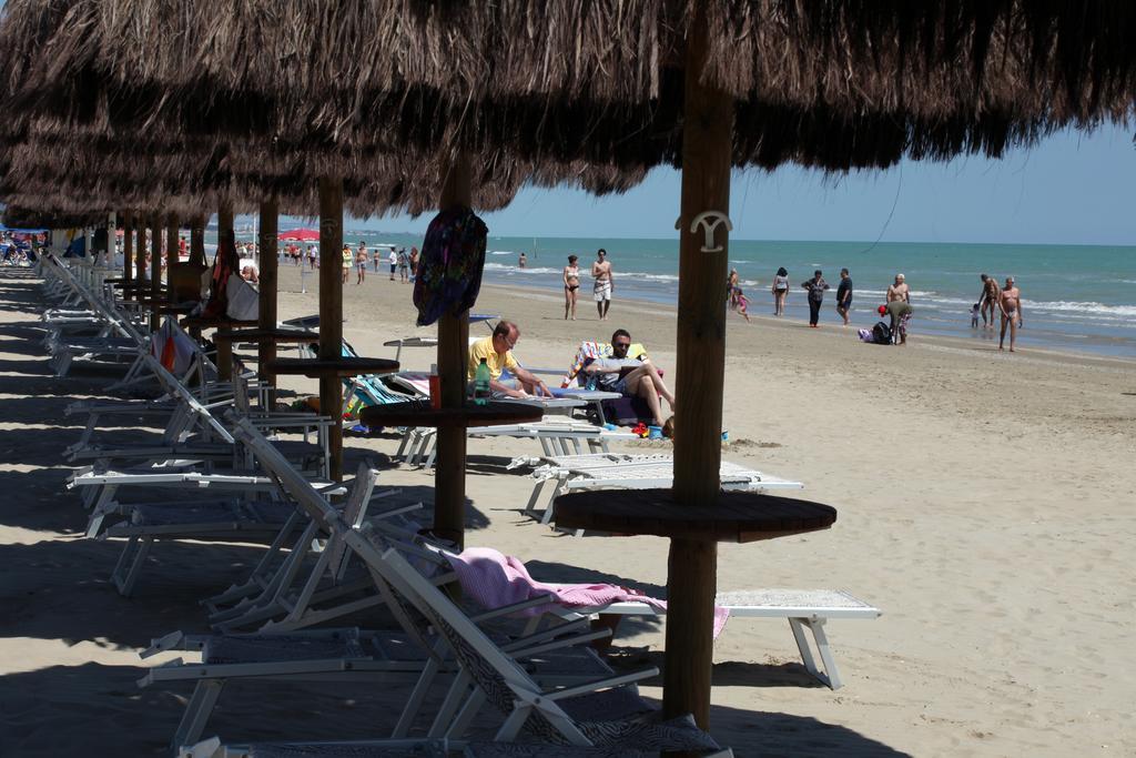 Grand Hotel Don Juan Giulianova Esterno foto