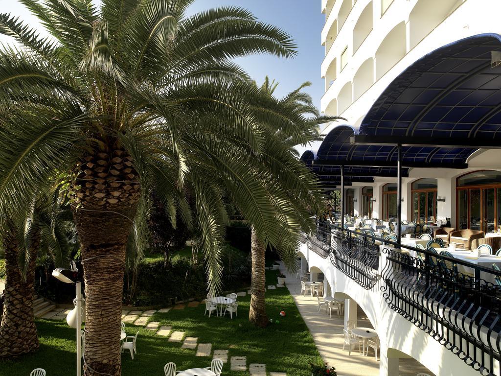 Grand Hotel Don Juan Giulianova Esterno foto