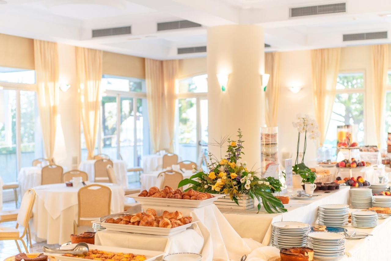 Grand Hotel Don Juan Giulianova Esterno foto