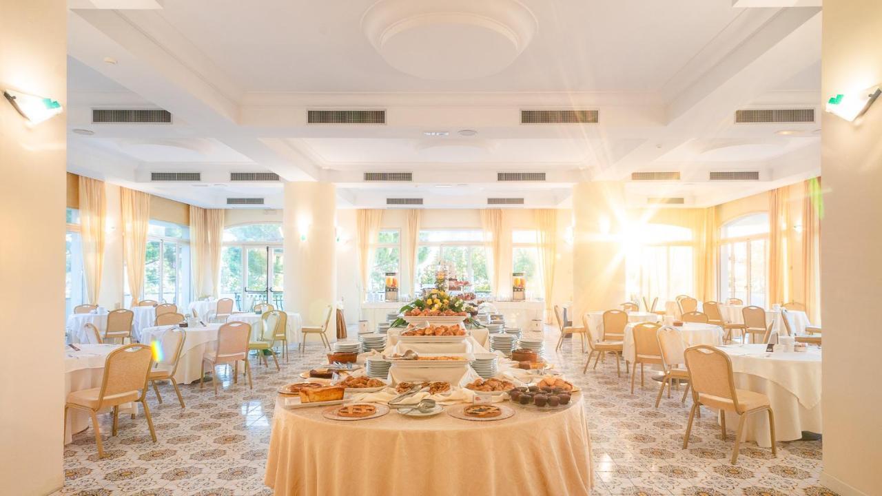 Grand Hotel Don Juan Giulianova Esterno foto
