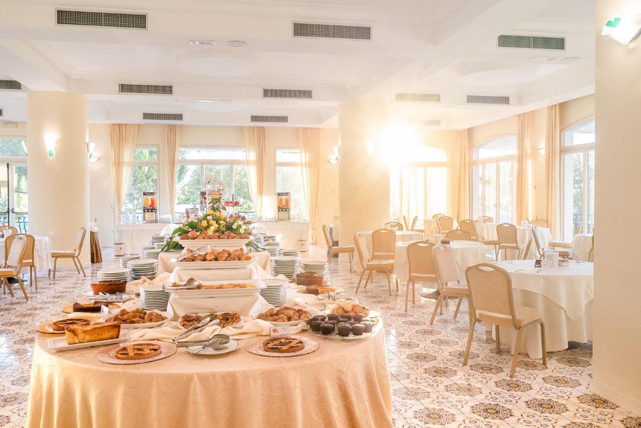 Grand Hotel Don Juan Giulianova Esterno foto
