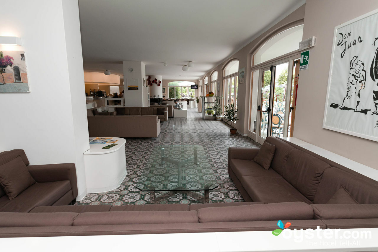 Grand Hotel Don Juan Giulianova Esterno foto