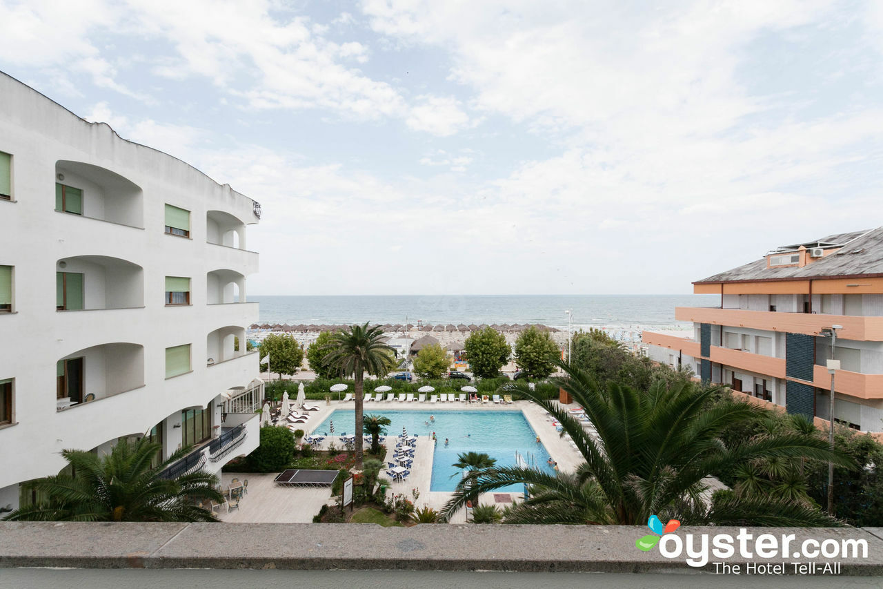Grand Hotel Don Juan Giulianova Esterno foto